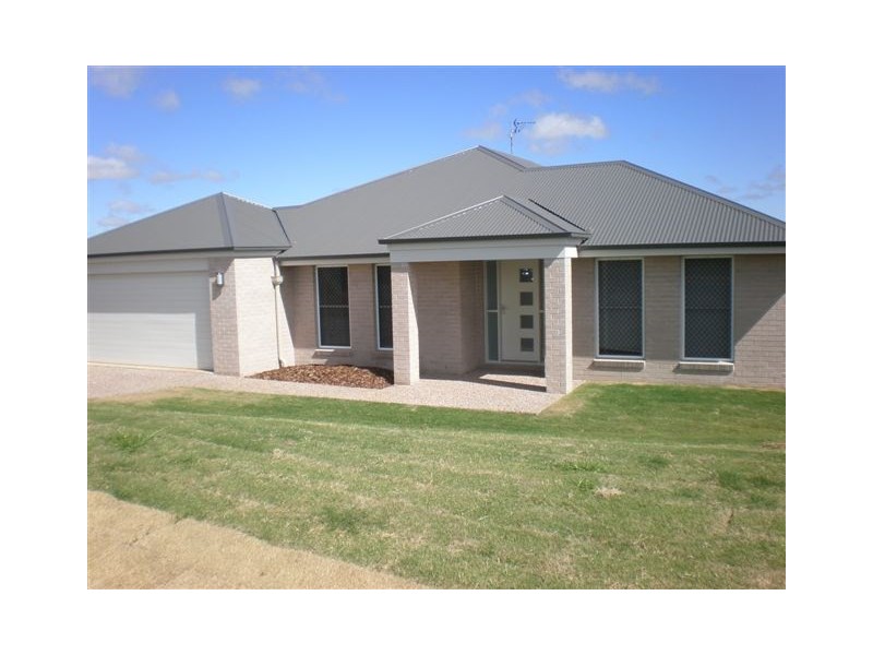 30 Kalimna Drive, Highfields QLD 4352