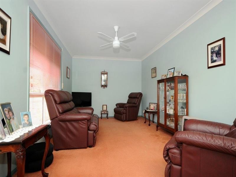 17 Kurrajong Street, Newtown QLD 4350