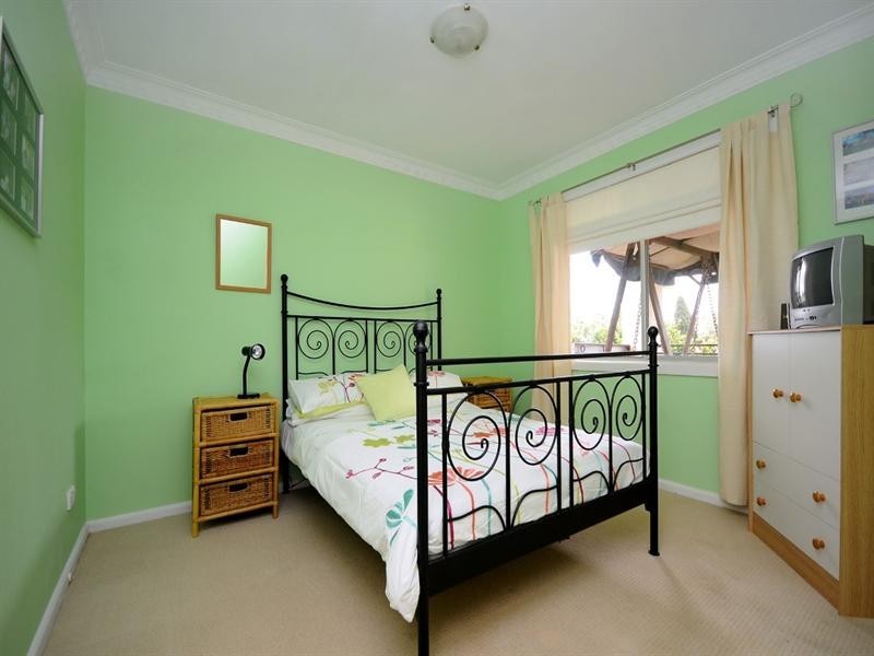 23 Perth Street, Rangeville QLD 4350