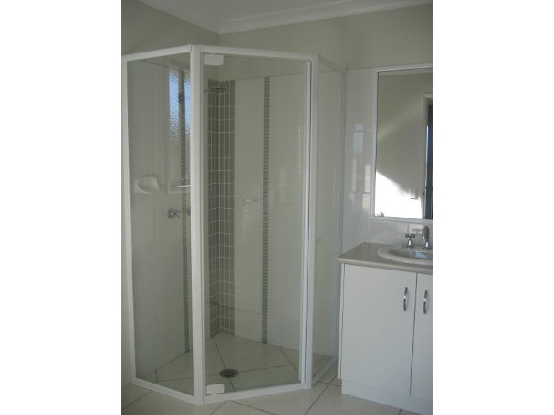 680 Greenwattle Street, Glenvale QLD 4350