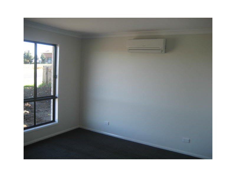 680 Greenwattle Street, Glenvale QLD 4350