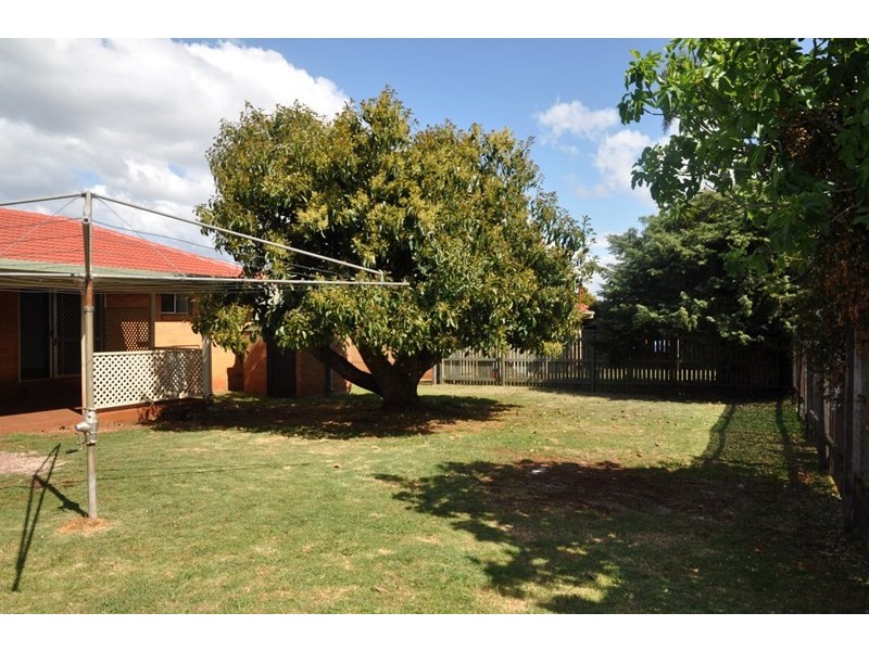 75 Knockator Crescent, Centenary Heights QLD 4350