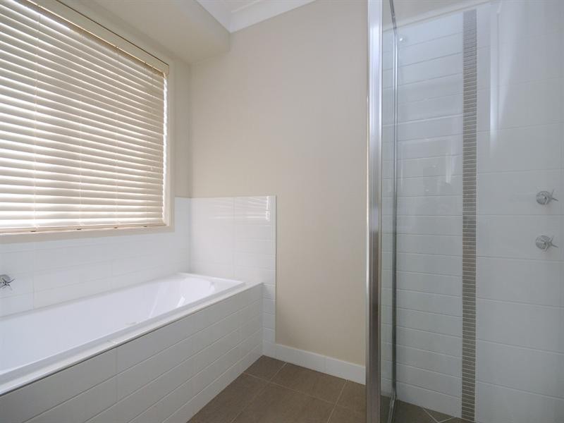 4 Bronzewing Drive, Highfields QLD 4352
