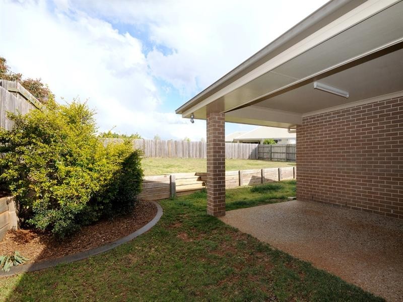 4 Bronzewing Drive, Highfields QLD 4352