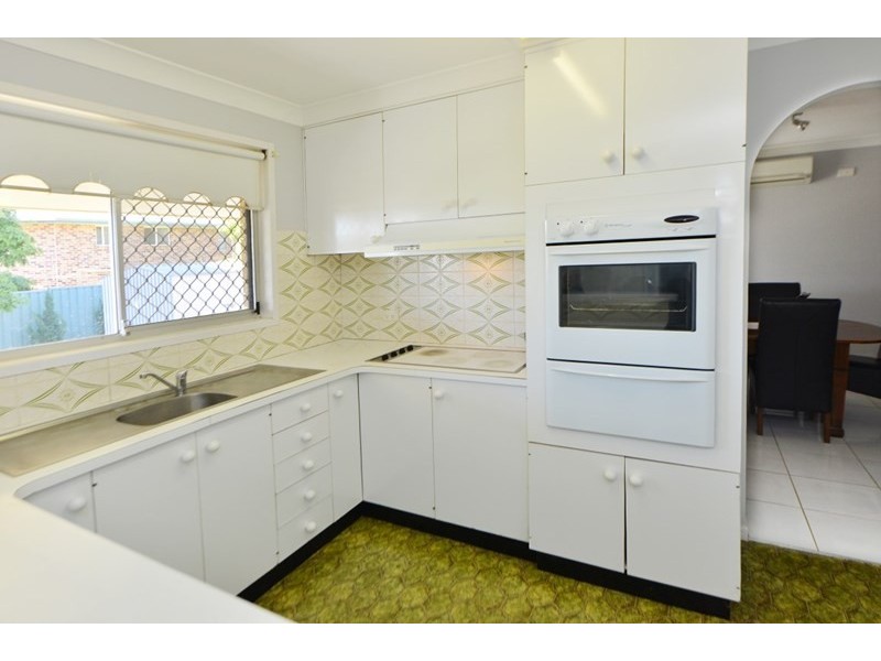 10 Elliott Street, Kearneys Spring QLD 4350