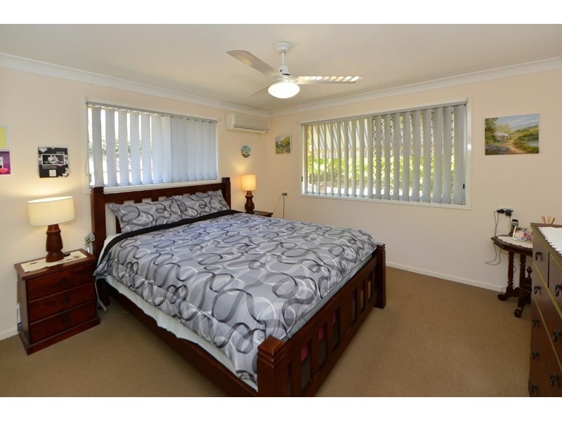 10 Elliott Street, Kearneys Spring QLD 4350