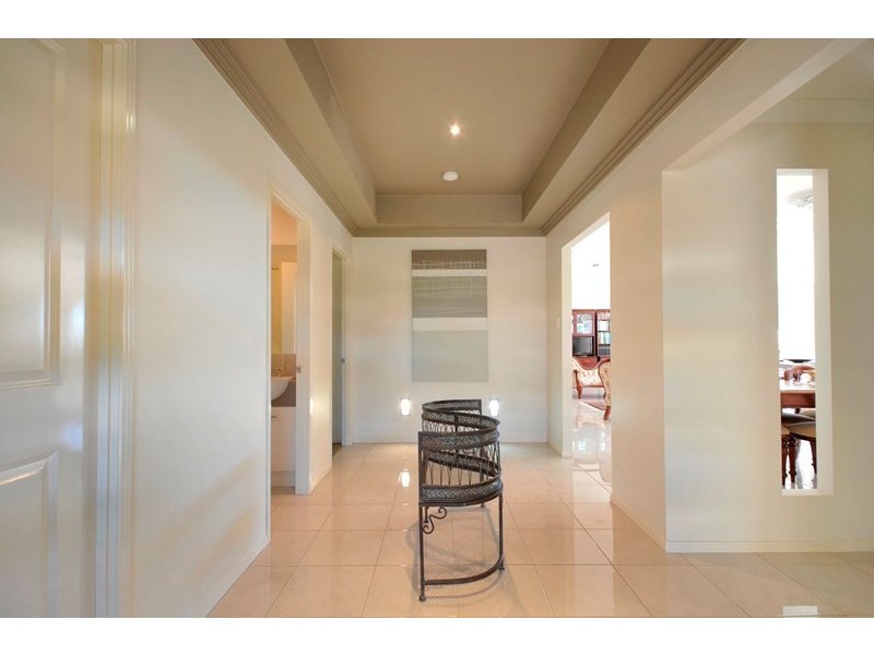 6 Prospect Terrace, Highfields QLD 4352