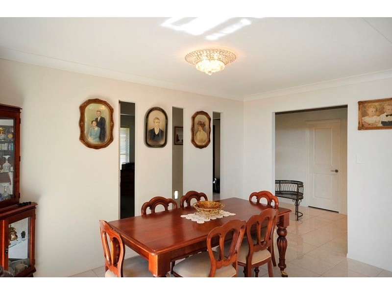 6 Prospect Terrace, Highfields QLD 4352