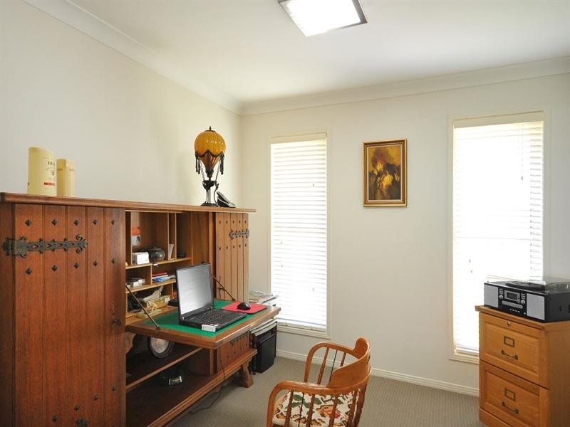 6 Prospect Terrace, Highfields QLD 4352