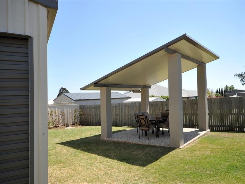 6 Prospect Terrace, Highfields QLD 4352