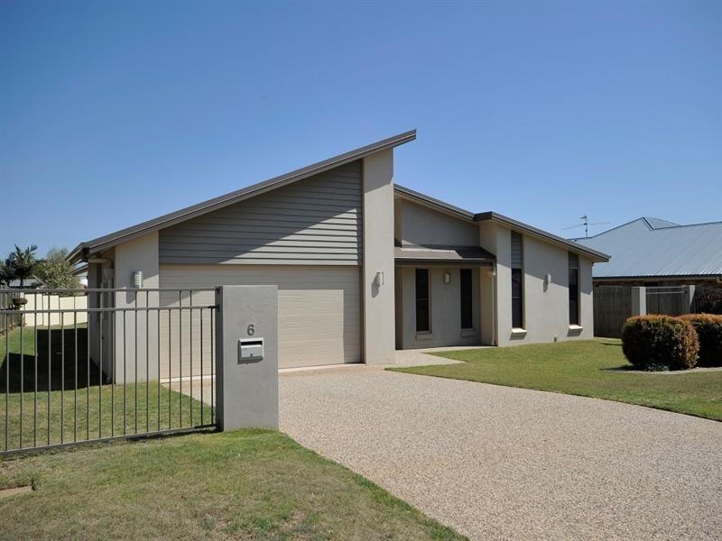 6 Prospect Terrace, Highfields QLD 4352