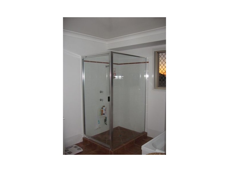 16 Samuel Street, Darling Heights QLD 4350