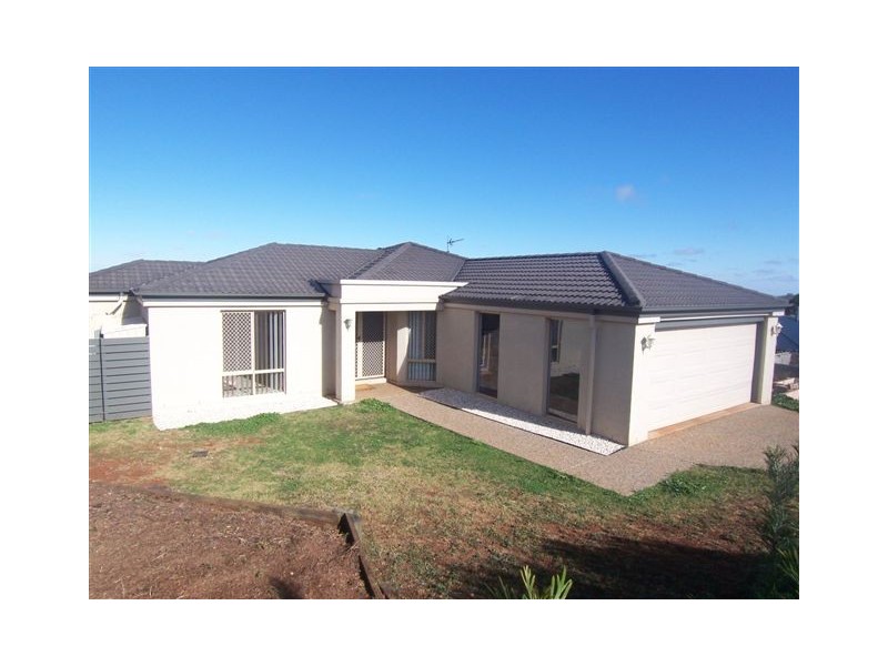 16 Samuel Street, Darling Heights QLD 4350