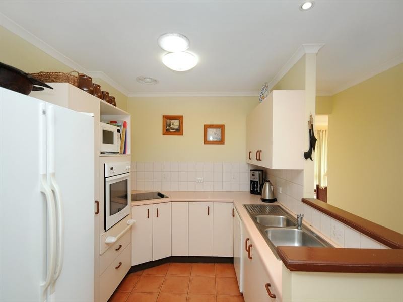 5 Glen Court, Glencoe QLD 4352