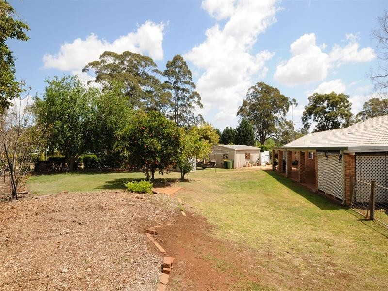 3 Stringybark Street, Highfields QLD 4352