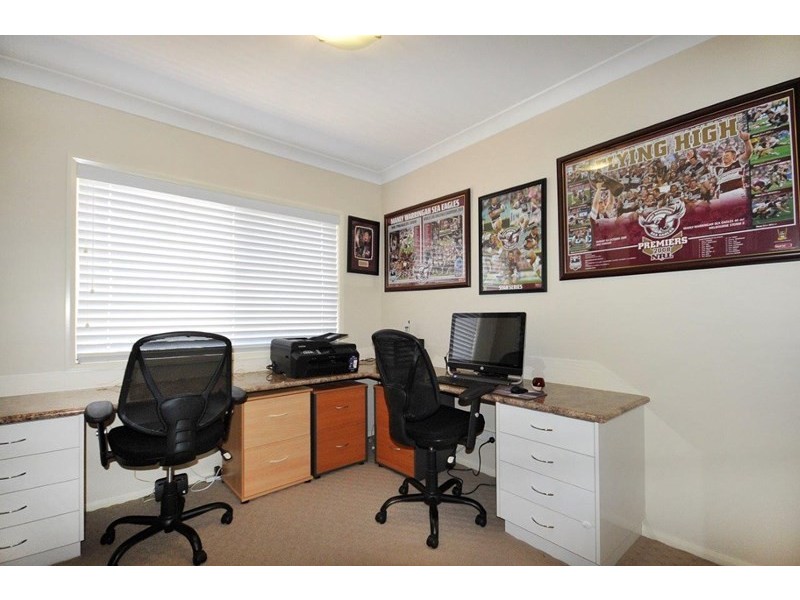 6 Page Court, Kearneys Spring QLD 4350