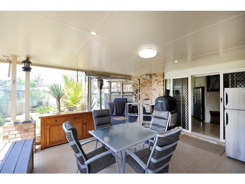 6 Page Court, Kearneys Spring QLD 4350