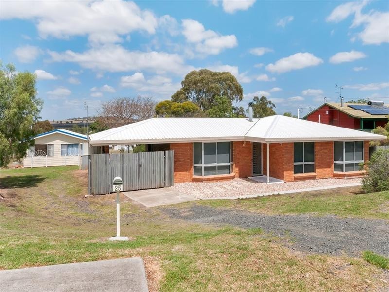 25 Catherine Crescent, Kingsthorpe QLD 4400