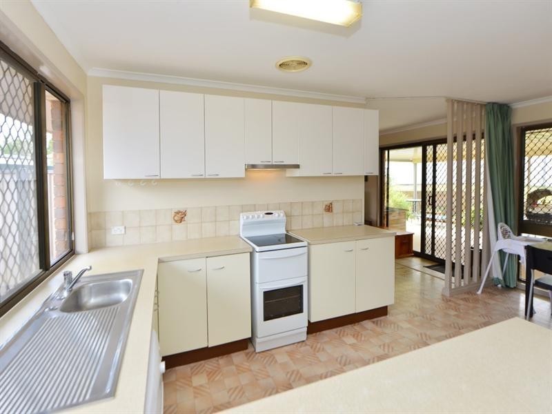 5 Mildara Court, Wilsonton Heights QLD 4350