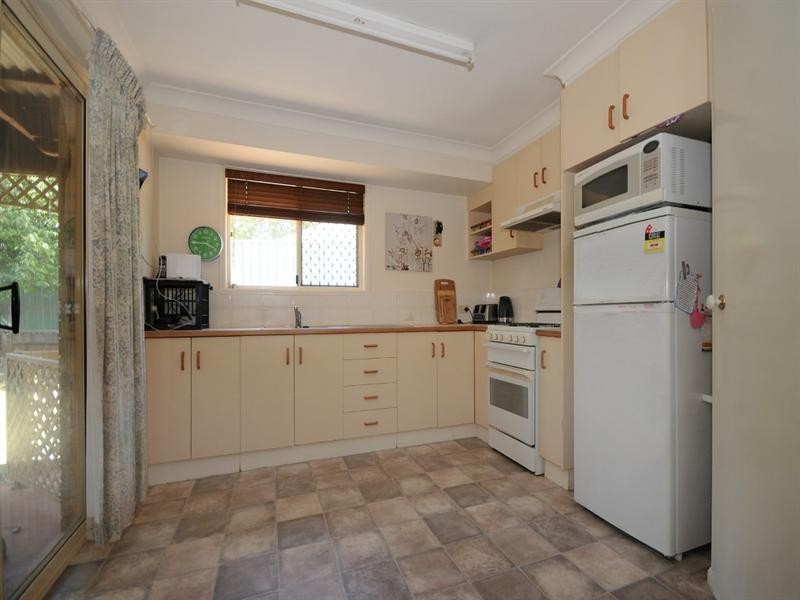 3 Blueberry Ash Court, Glenvale QLD 4350