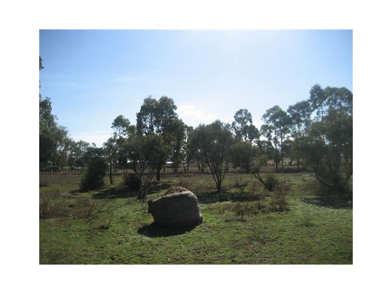 111 Cudmore Road, Cambooya QLD 4358