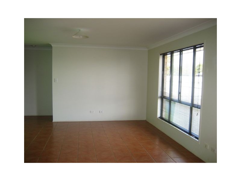 777 Greenwattle Street, Harristown QLD 4350