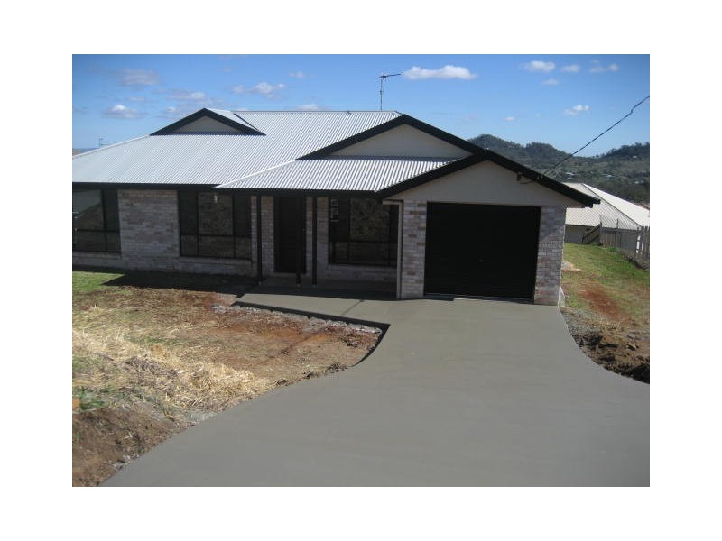 777 Greenwattle Street, Harristown QLD 4350