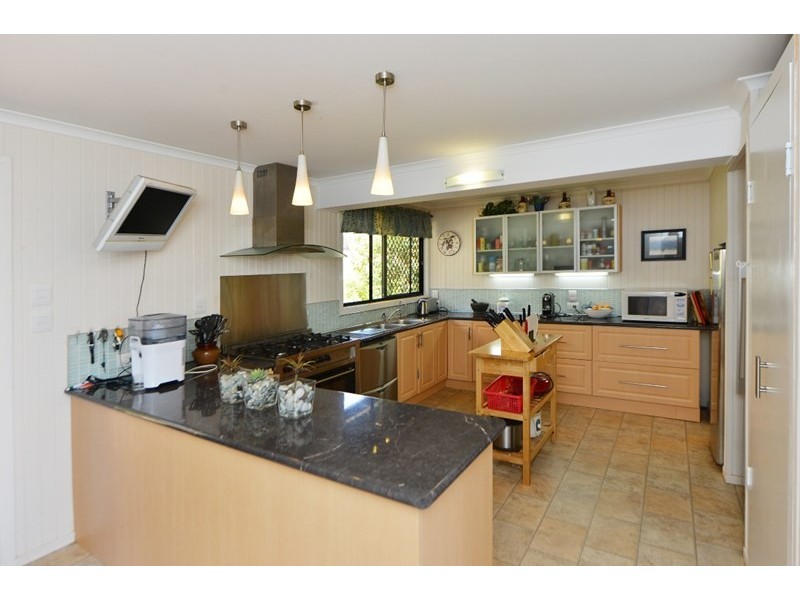 24 Linora Drive, Gowrie Mountain QLD 4350