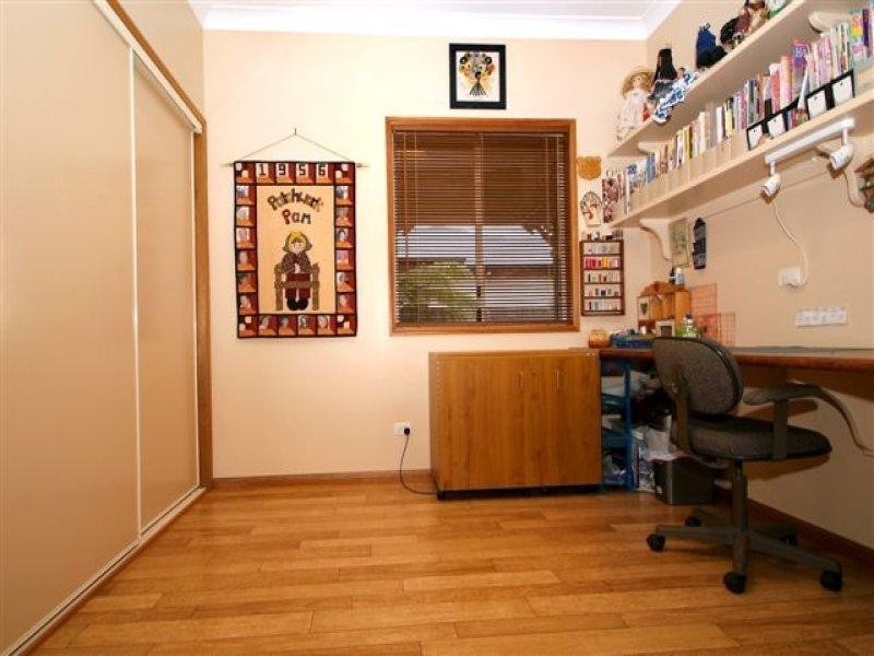 8 St Andrews Court, Middle Ridge QLD 4350