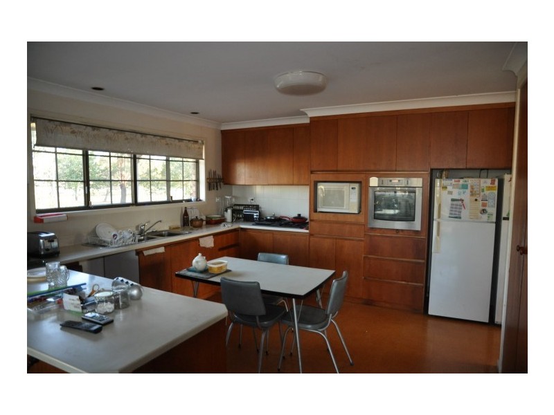 2 Gowrie Junction Road, Cotswold Hills QLD 4350