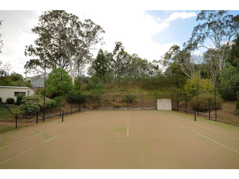 27 Colonial Street, Torrington QLD 4350