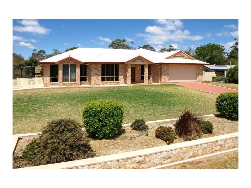 2 – 2a Academy Court, Glenvale QLD 4350