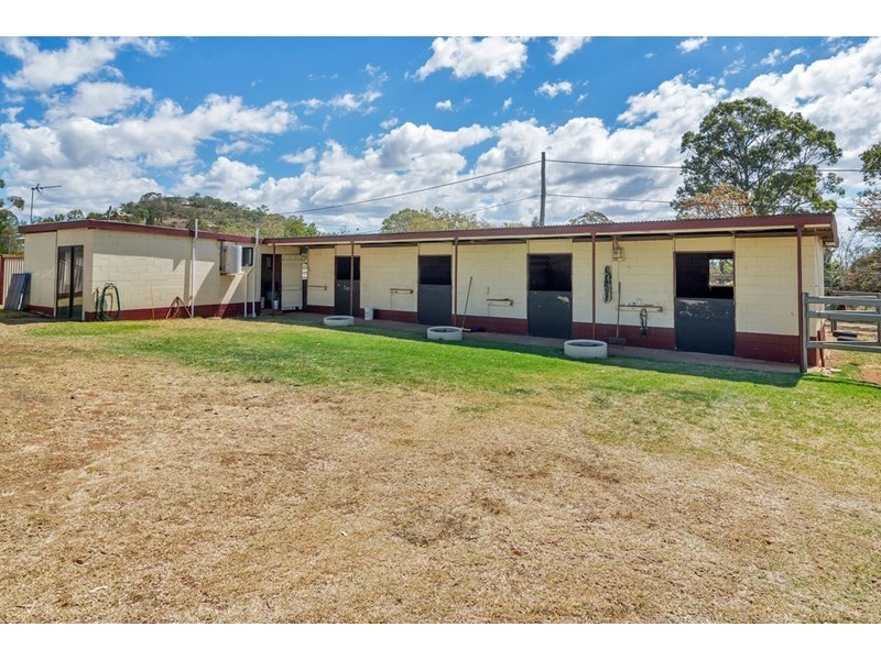 2 – 2a Academy Court, Glenvale QLD 4350