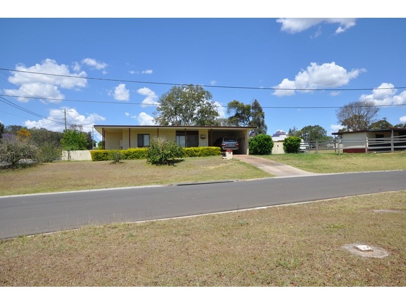 2 – 2a Academy Court, Glenvale QLD 4350