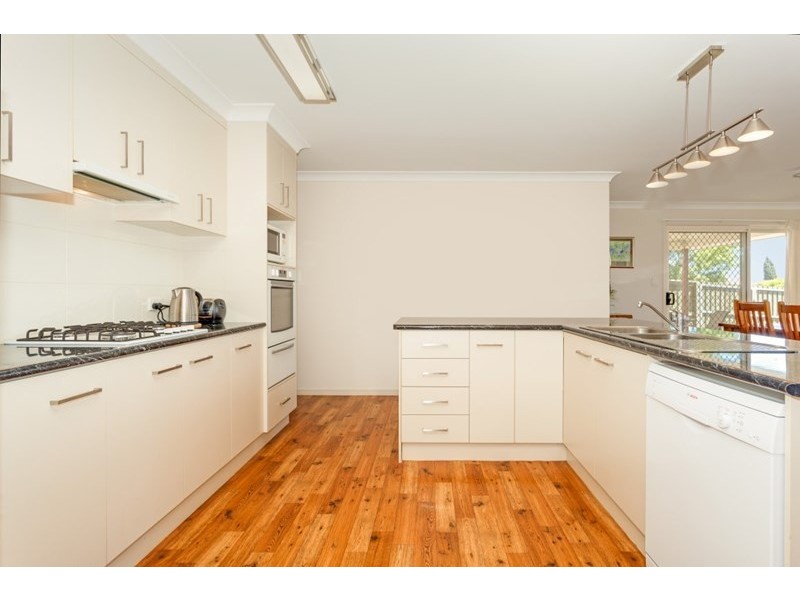 1 Fallon Drive, Middle Ridge QLD 4350