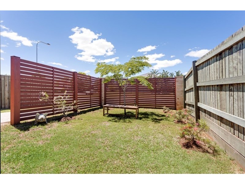 1 Fallon Drive, Middle Ridge QLD 4350
