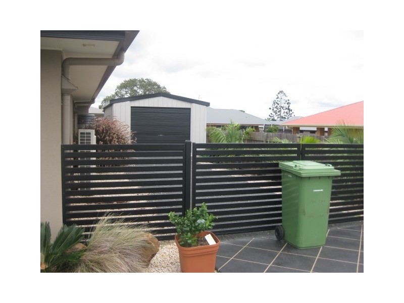 11 Kestrel Drive, Highfields QLD 4352