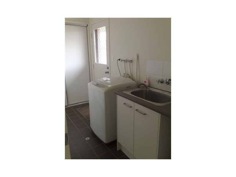 11 Kestrel Drive, Highfields QLD 4352