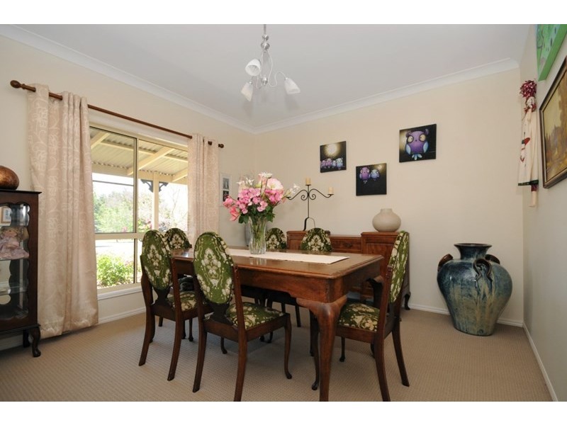 9 Bernard Court, Highfields QLD 4352