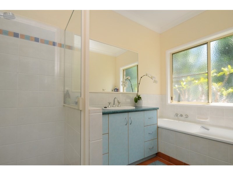 9 Bernard Court, Highfields QLD 4352