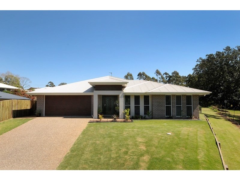 1 Enfield Court, Mount Lofty QLD 4350