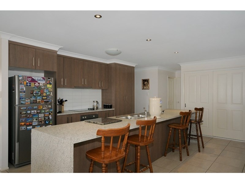 2 Smythe Drive, Highfields QLD 4352