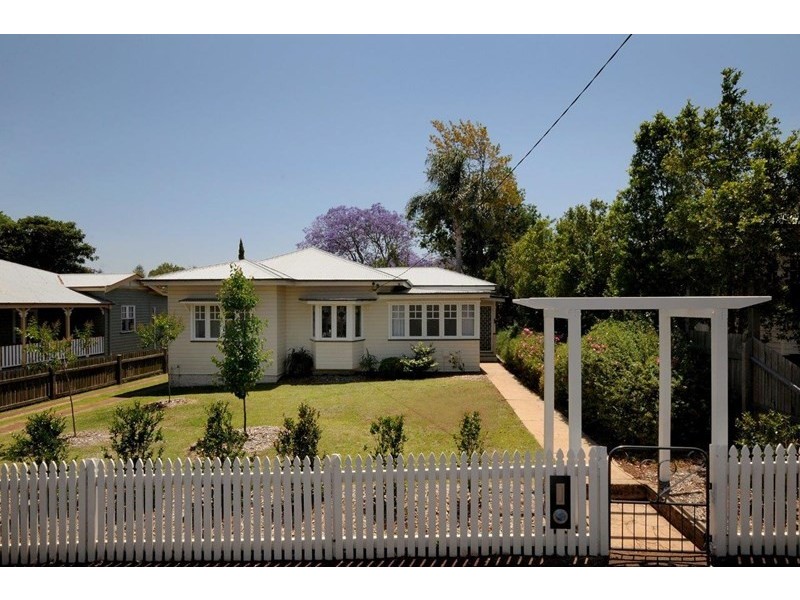 49a Bridge Street, Mount Lofty QLD 4350
