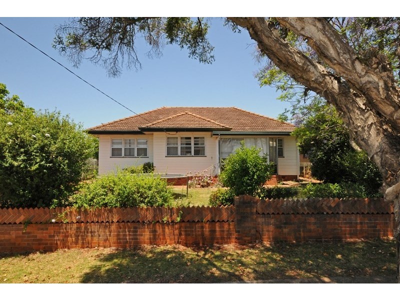 130 Long Street, South Toowoomba QLD 4350