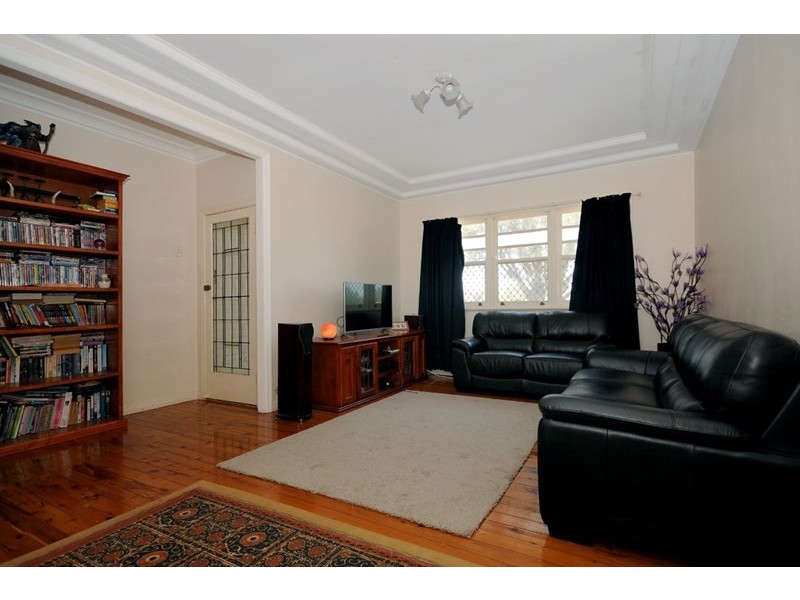 130 Long Street, South Toowoomba QLD 4350