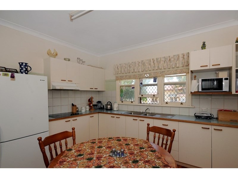 130 Long Street, South Toowoomba QLD 4350