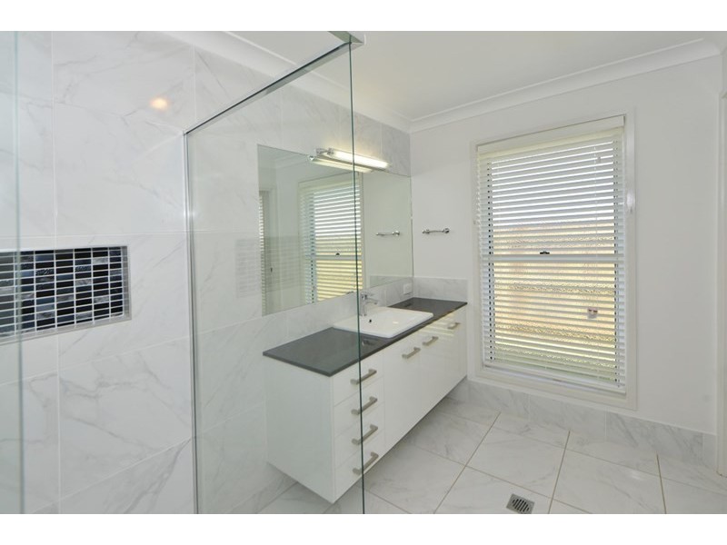 29 Lockyer Street, Kleinton QLD 4352