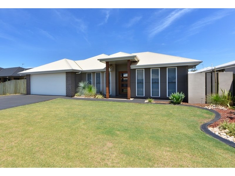17 O’Grady Street, Kearneys Spring QLD 4350