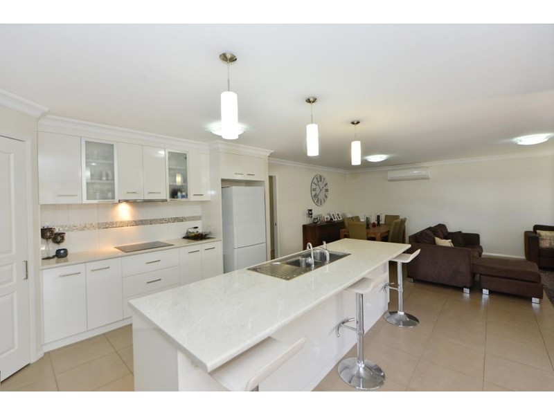 17 O’Grady Street, Kearneys Spring QLD 4350