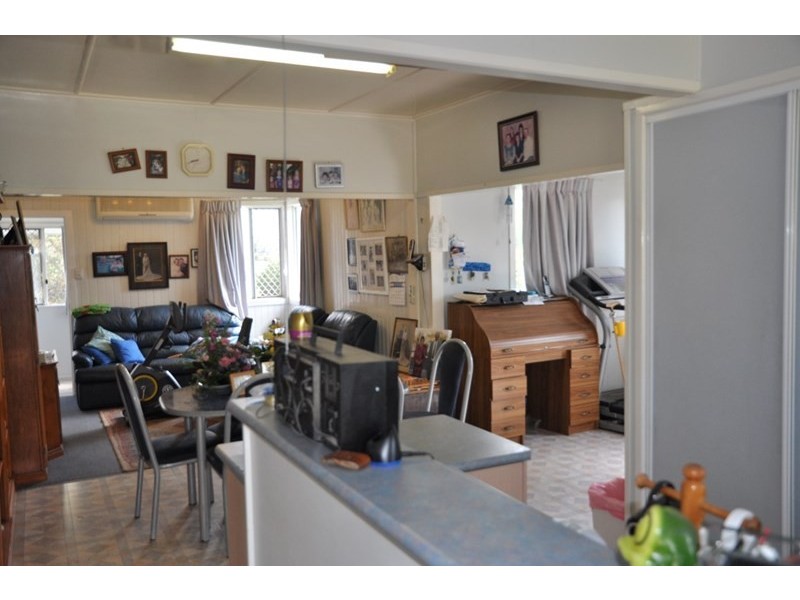 22 Avondale Street, Newtown QLD 4350